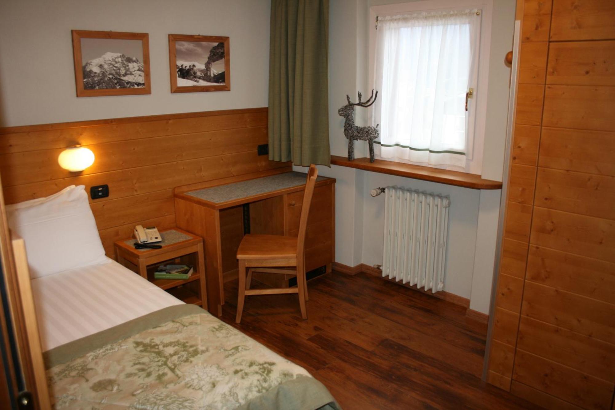 Hotel Larice Bianco Bormio Cameră foto